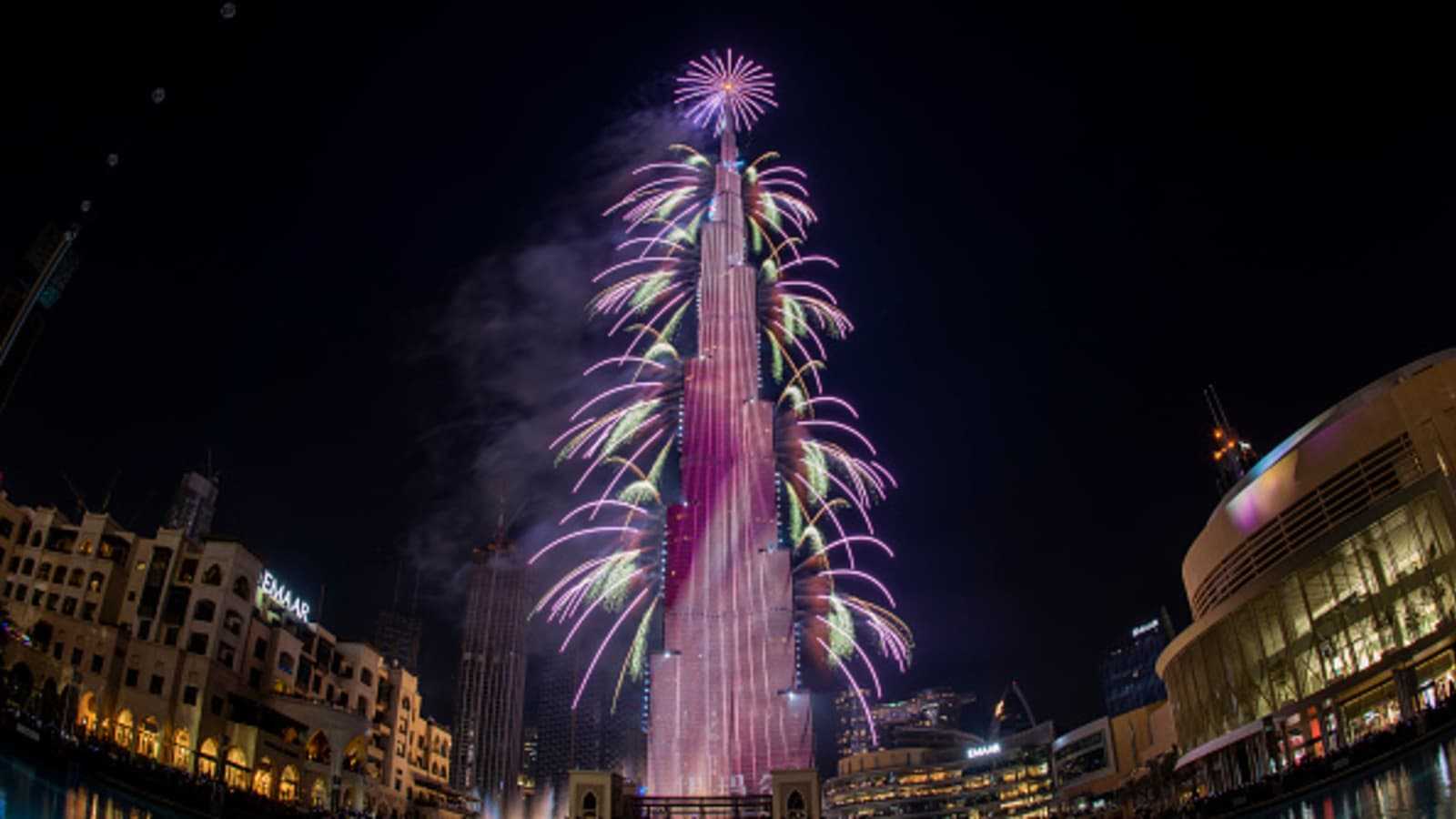 106829813-1611650771157-Dubai_Burj_Khalifa_NYEGettyImages-1230372816.jpg